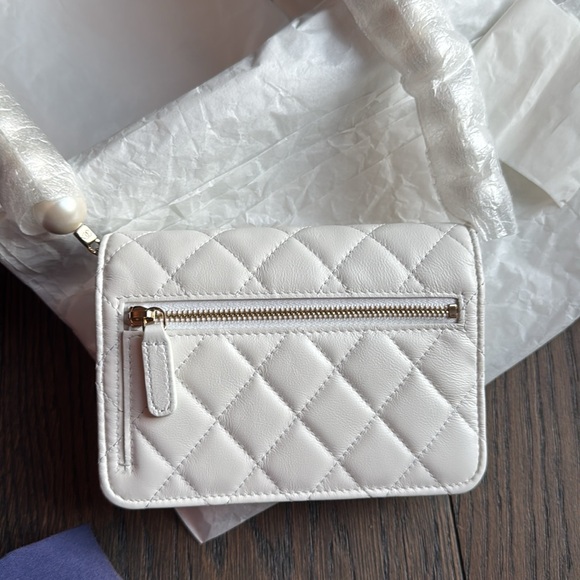 CHANEL WALLET ON CHAIN - Picture 11 of 13